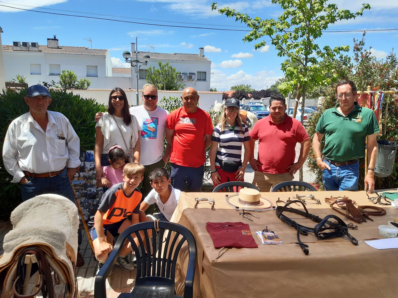 El asociacionismo local triunfa en su feria anual por su alta participación