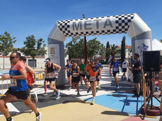 Raquel Moreno y David Collado vencen en la Carrera de la primavera