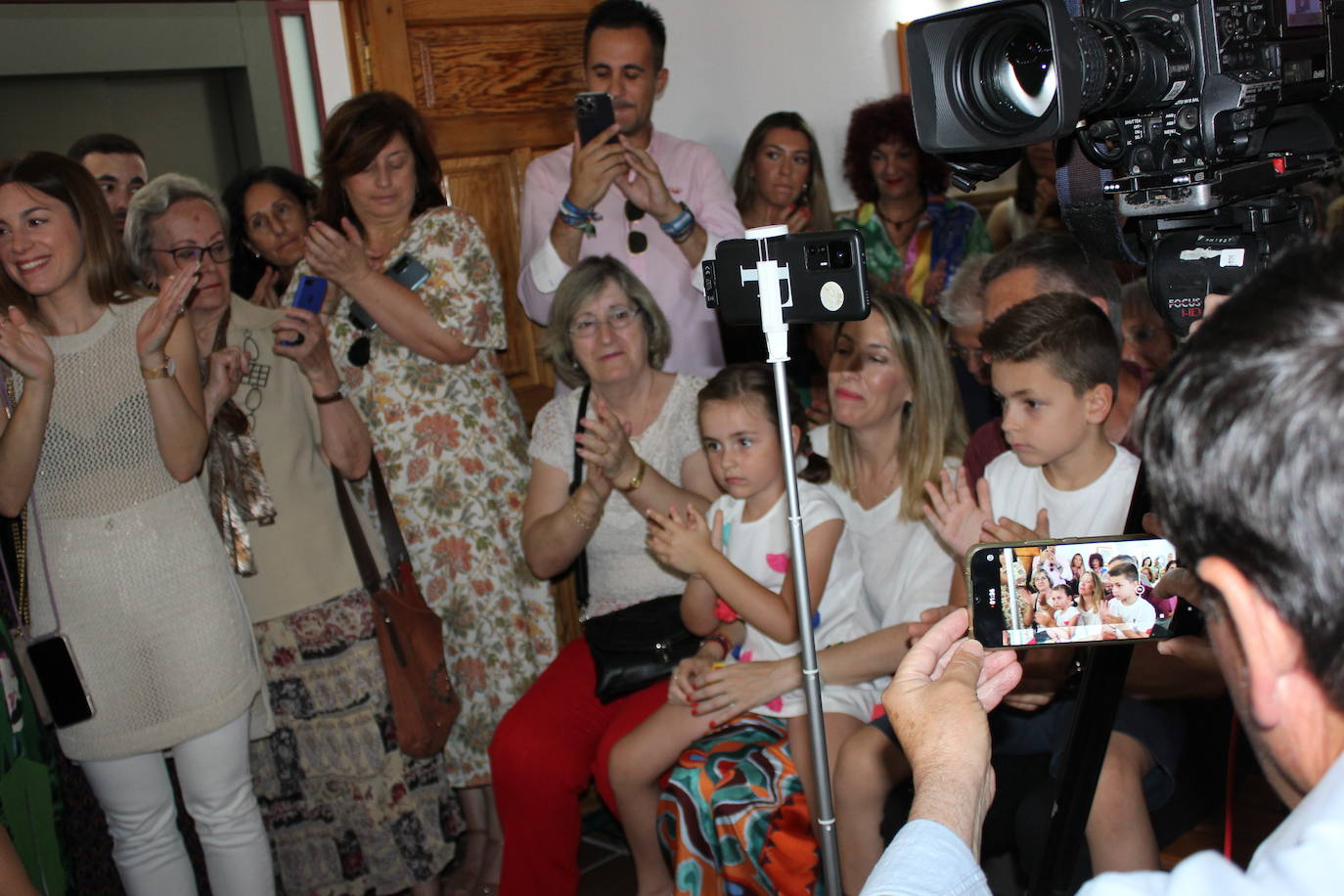 La toma de posesión de los nuevos concejales y la investidura de la alcaldesa en imágenes