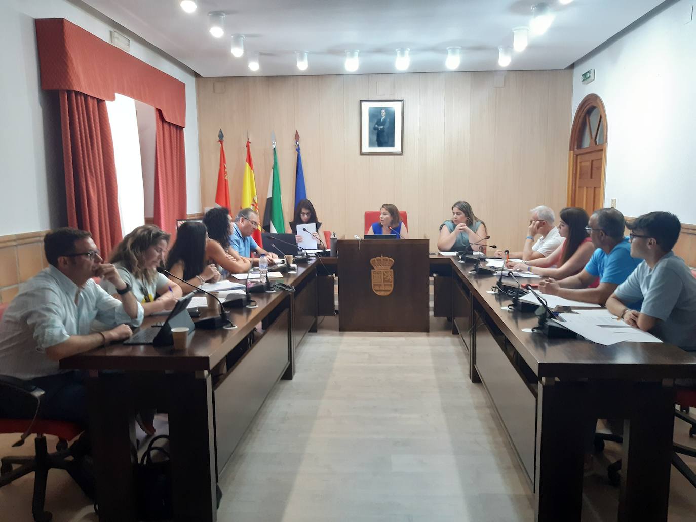 La alcaldesa tendrá dedicación exclusiva y dos concejalas estarán liberadas al 70%
