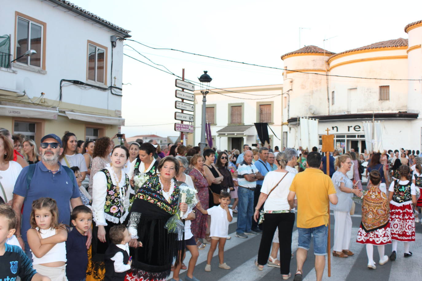 Así han vivido los casareños el recibimiento a la Virgen