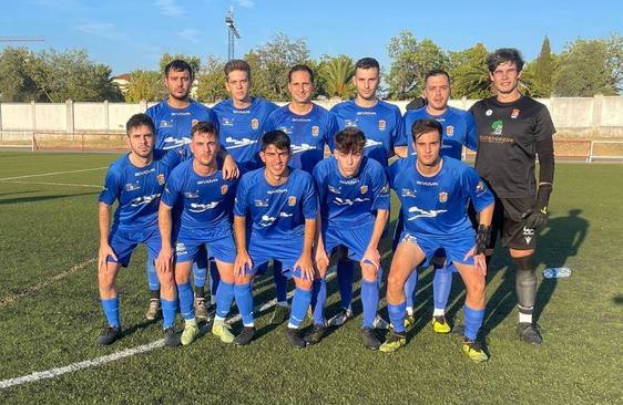 El Club Fútbol Casar de Cáceres se enfrenta este domingo a la UP Plasencia en la Copa Extremadura