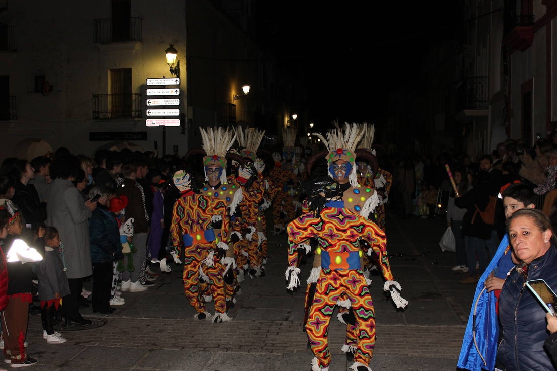 Fotos: El Carnaval casareño entusiasma a personas de todas las edades