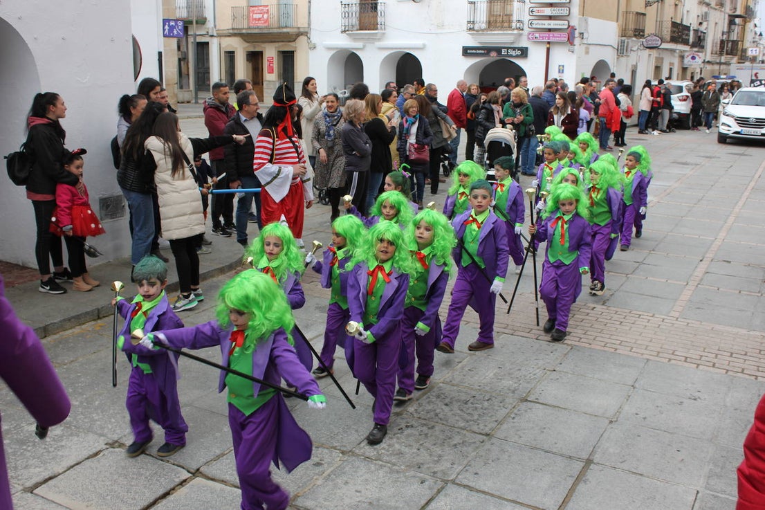 Fotos: El Carnaval casareño entusiasma a personas de todas las edades