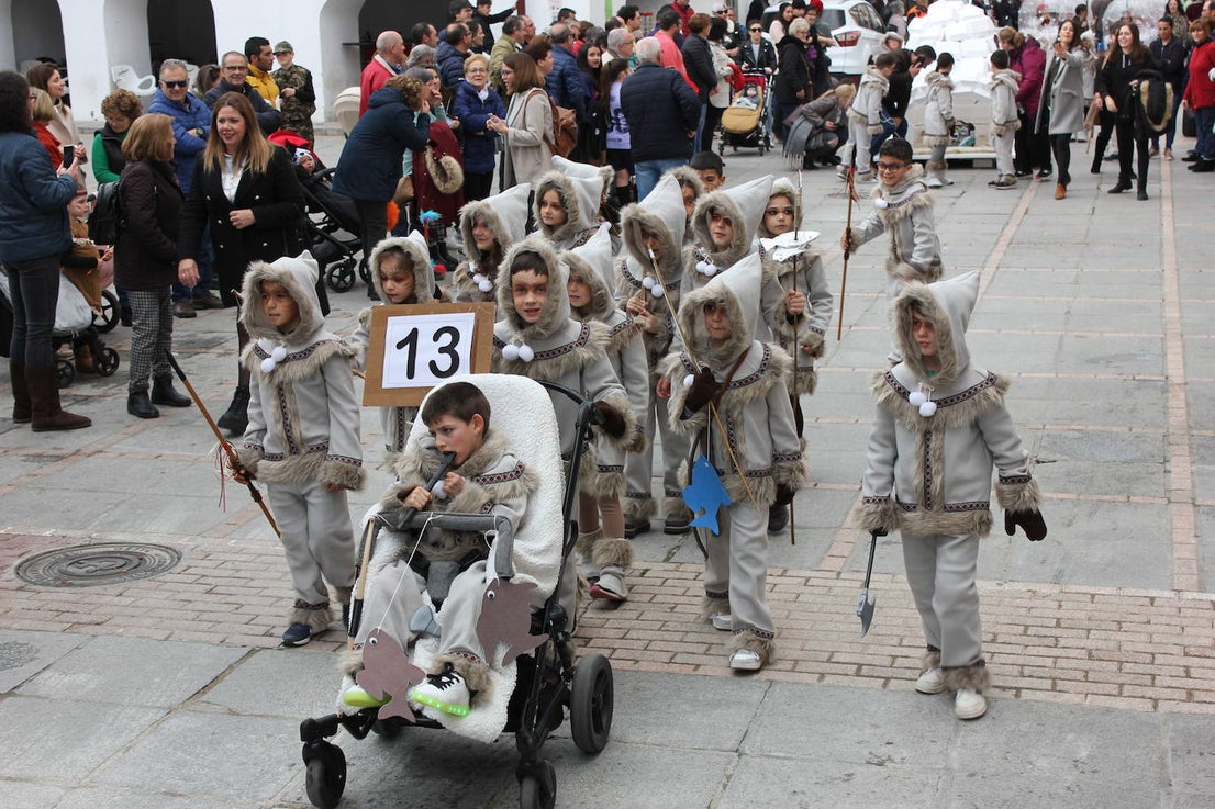 Fotos: El Carnaval casareño entusiasma a personas de todas las edades