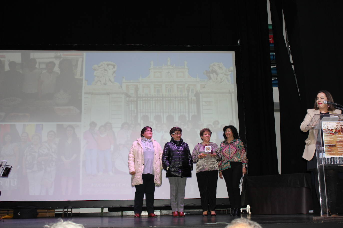 Imagen principal - Casar de Cáceres entrega sus Premios Privilegio Sancho IV