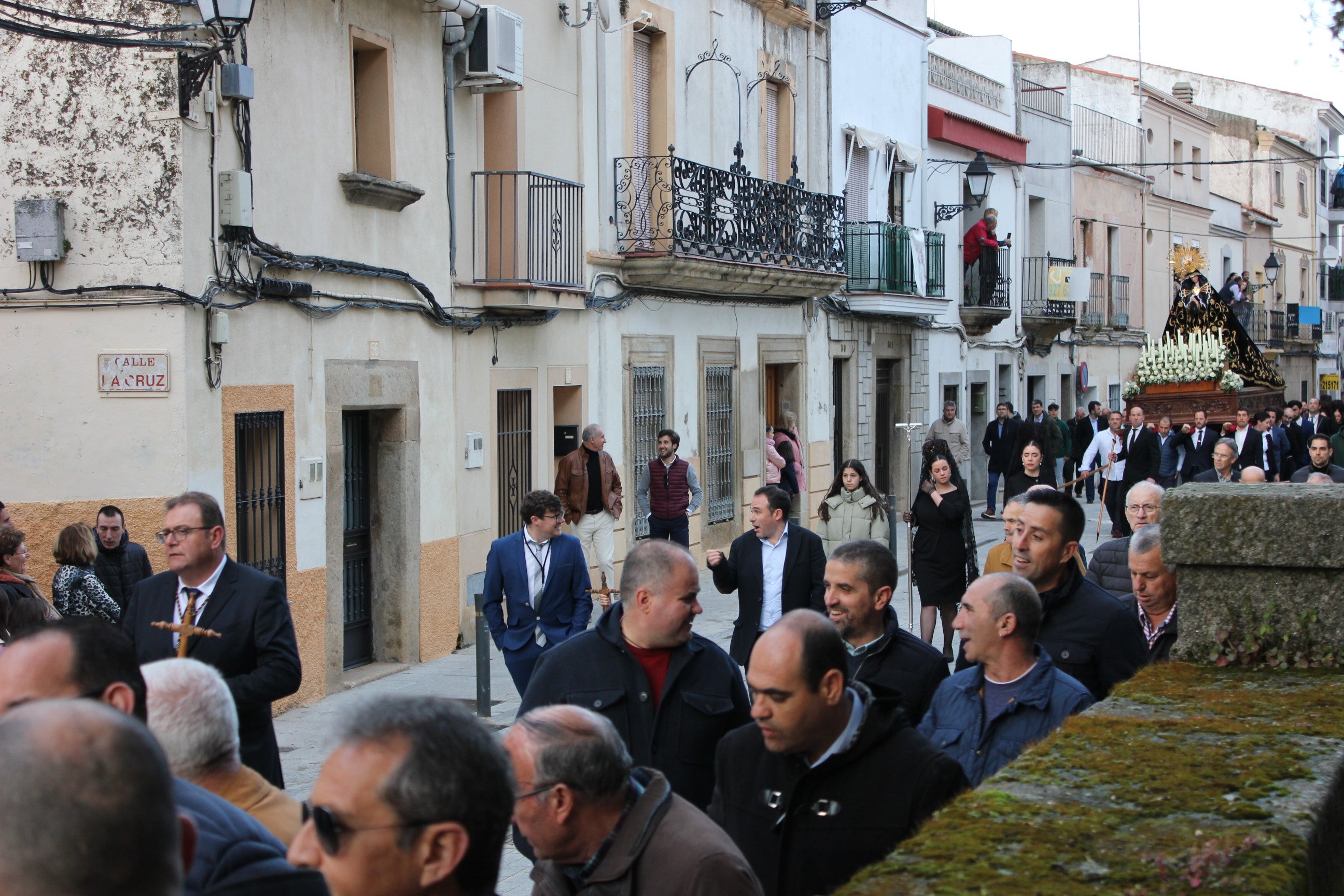 La procesión del Santo Entierro luce como manda la tradición