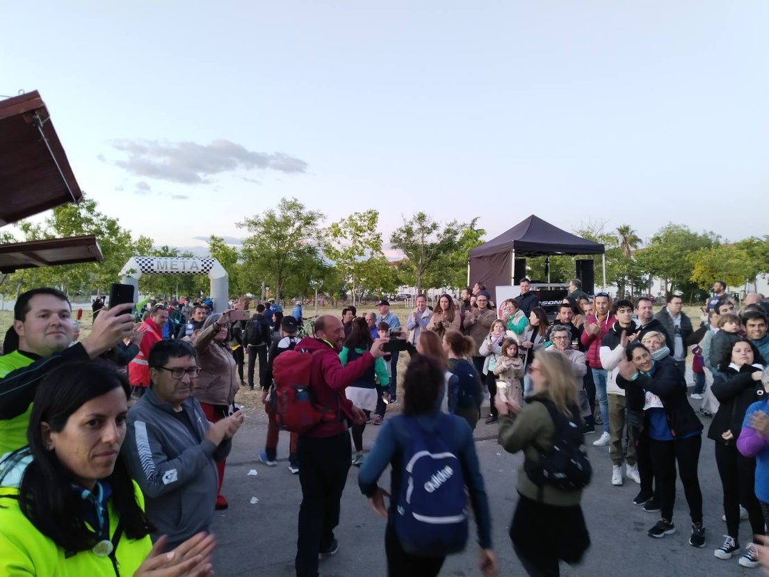 Así ha vivido Casar de Cáceres sus 12 horas solidarias 'Kilómetros por la investigación'