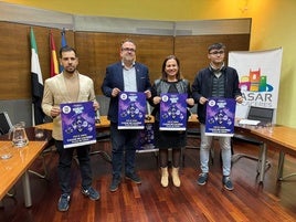 Presentación del cartel, esta mañana, en el Complejo Cultural San Francisco de Cáceres.