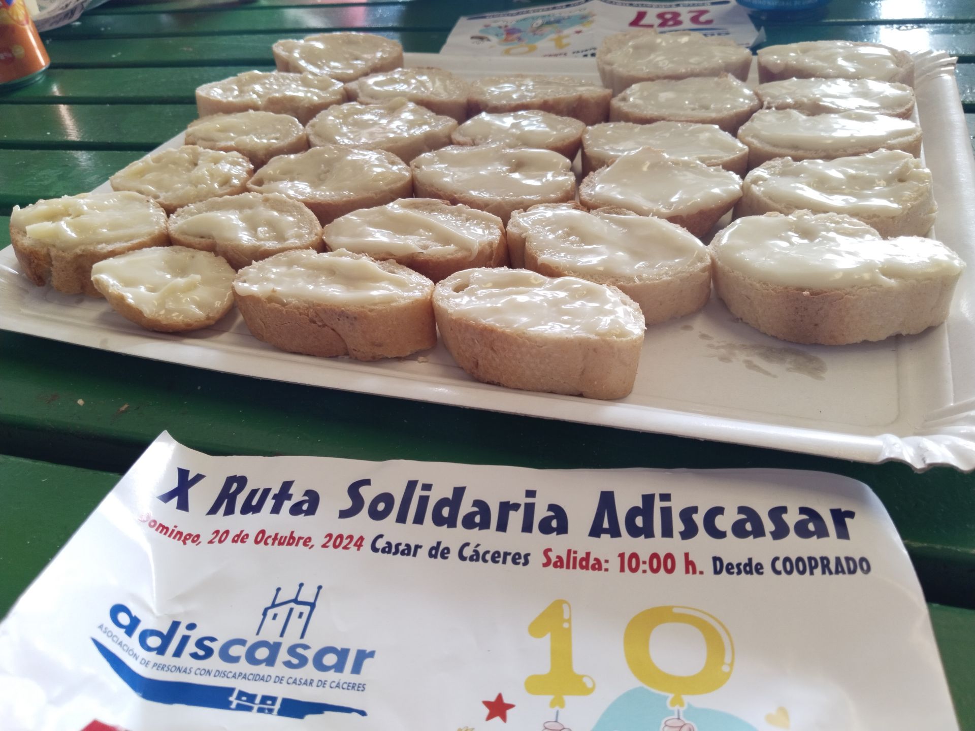 La X Ruta solidaria de Adiscasar se celebra con cerca de 550 inscritos y bate su récord de participación