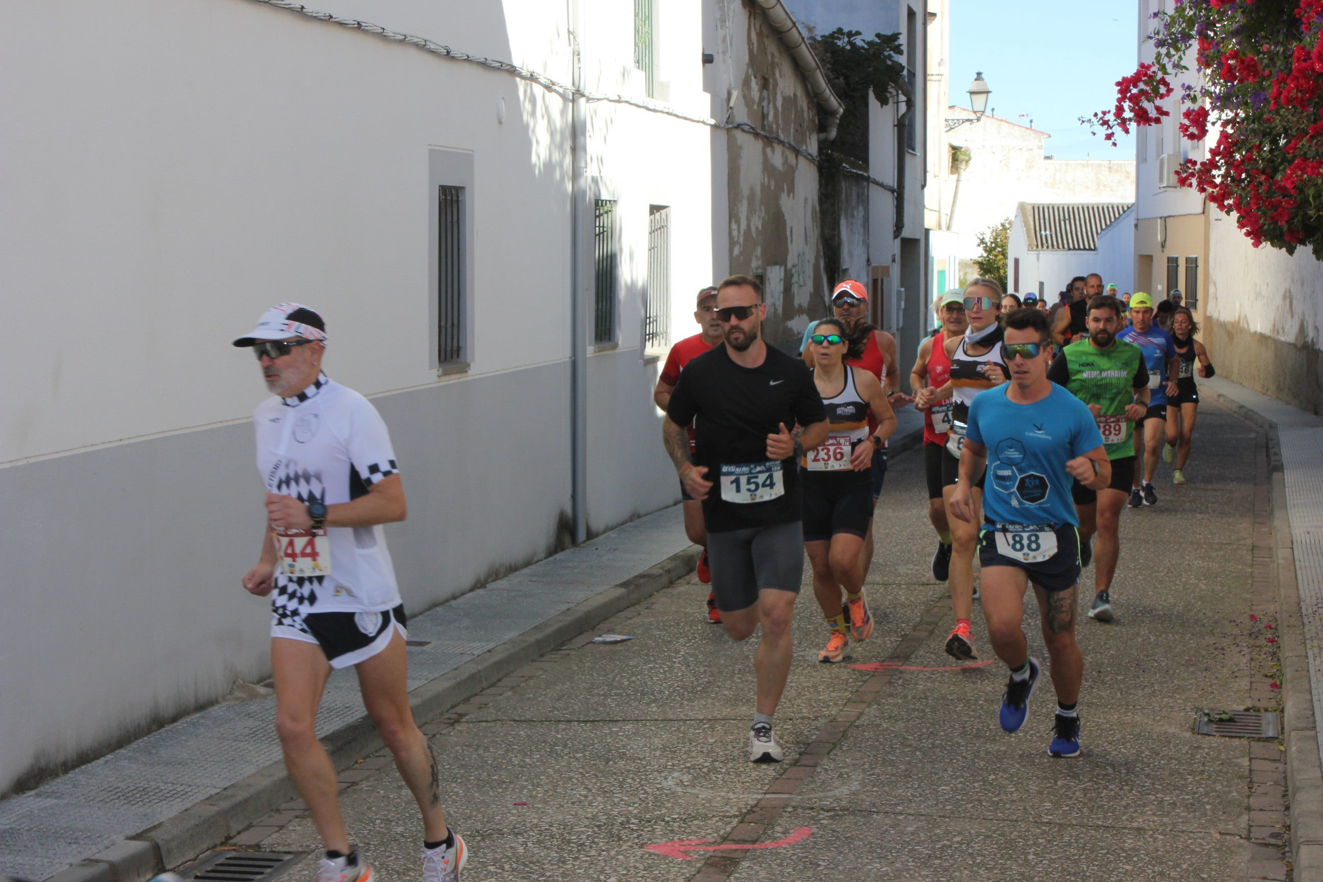 Algunos de los momentos vividos hoy en la III Media Maratón y 10K Torta del Casar