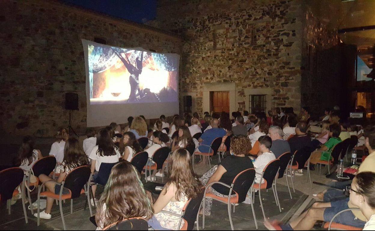 Cine de verano en el Museo del Turrón 