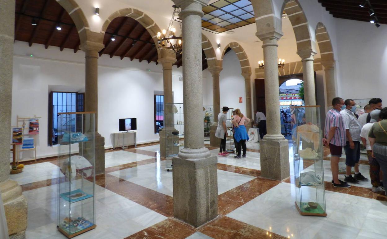 Exposición en el Pósito.