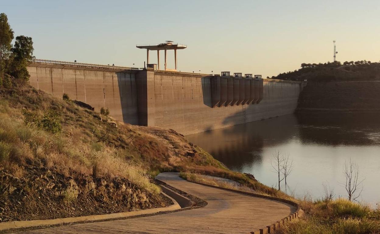 Los embalses de La Serena y Zújar registran un descenso de 1 hectómetro cúbico en los últimos siete días