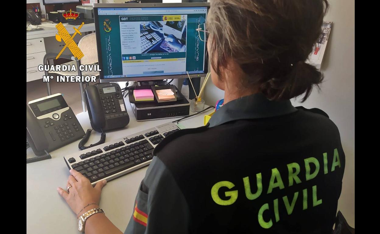 La Guardia Civil de Badajoz pone en funcionamiento un 'Equipo @' creado para investigar y perseguir la ciberdelincuencia