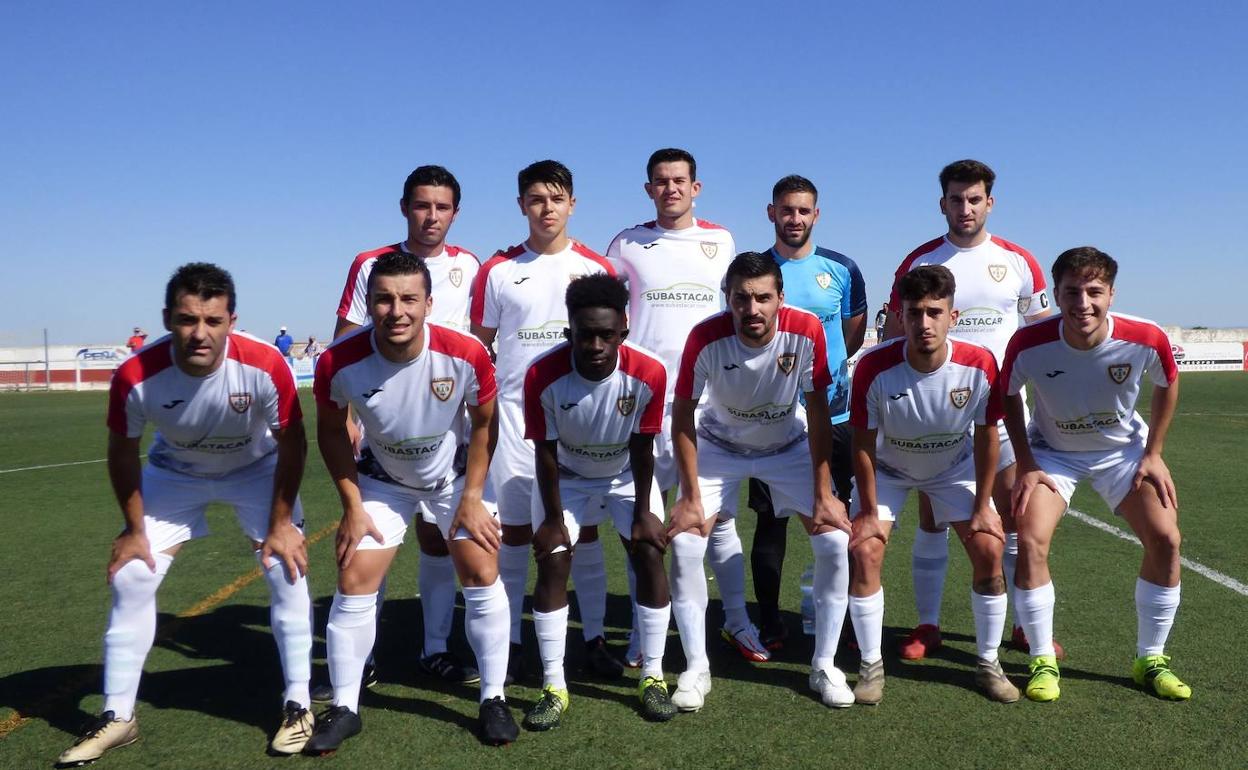 Once inicial del CD Castuera Subastacar en el primer partido de la temporada ante el Santa Amalia.