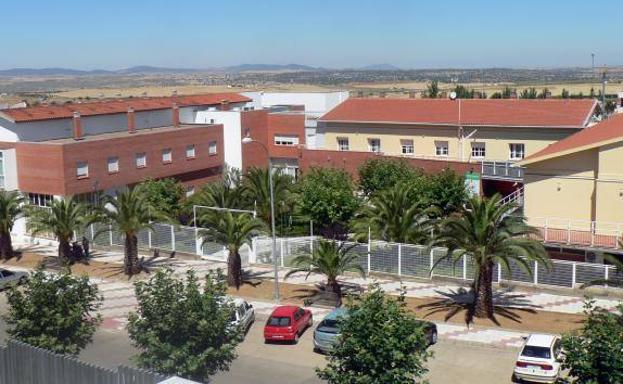 La Diputación de Badajoz impartirá un curso gratuito a los trabajadores de la residencia de mayores &#039;La Serena&#039; y de la ayuda a domicilio del ayuntamiento de Castuera&#039; 