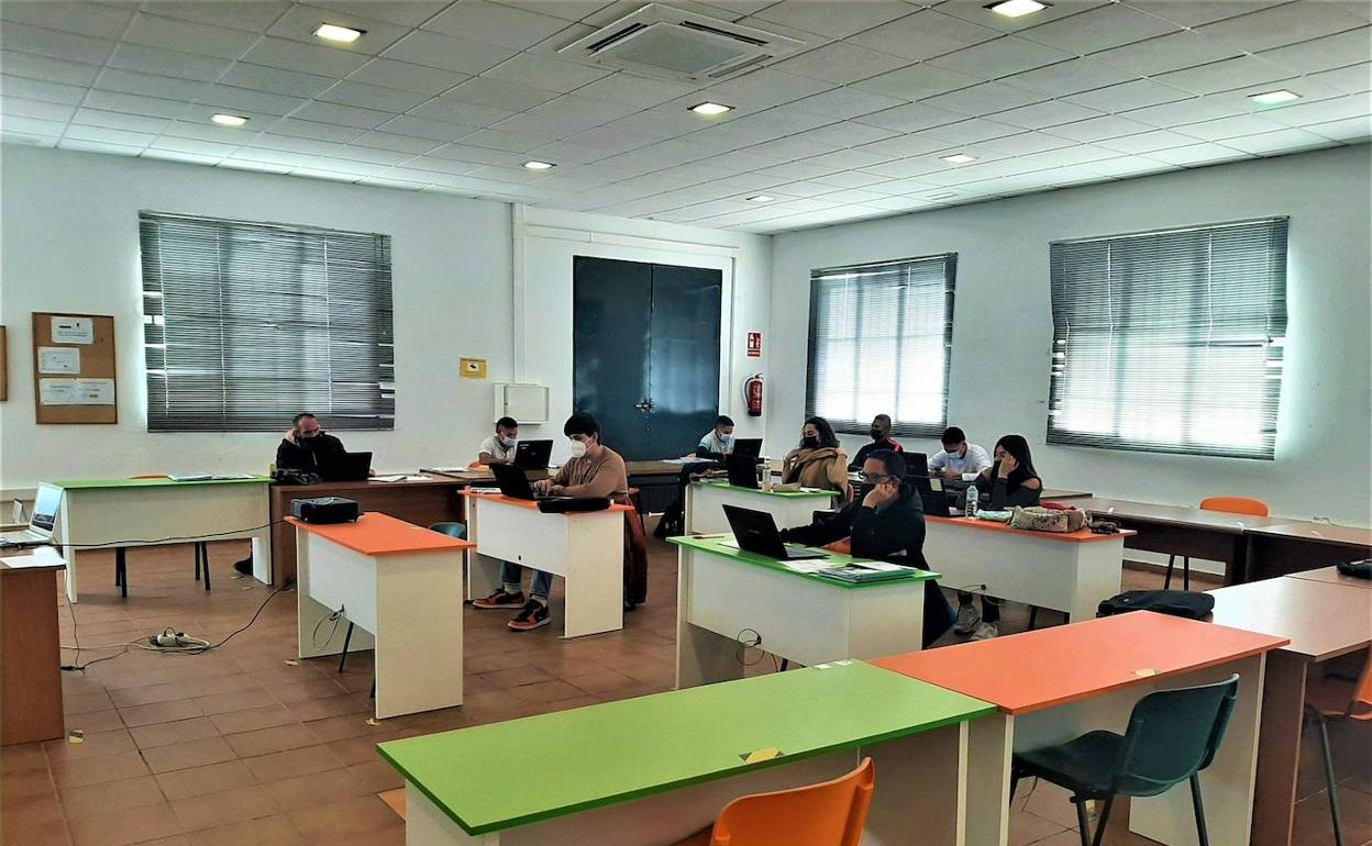 Alumnos del curso 'Servicios Administrativos' 