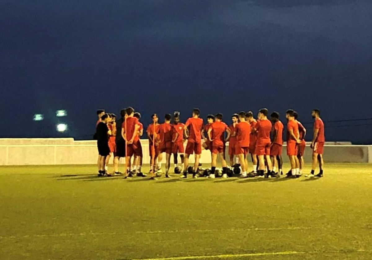 El CD Castuera-Subastacar juega este domingo en Aceuchal el partido de ida de la segunda eliminatoria del Play-Off de ascenso