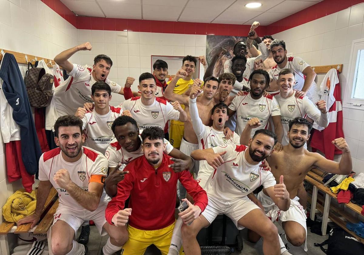 El Castuera se lleva una cómoda victoria ante un inofensivo Don Álvaro (2-0)
