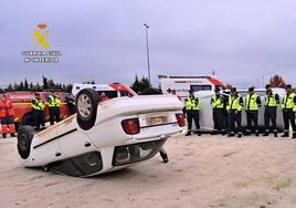 La Guardia Civil renueva sus conocimientos en primeros auxilios ante siniestros viales y metodología para excarcelaciones de vehículos