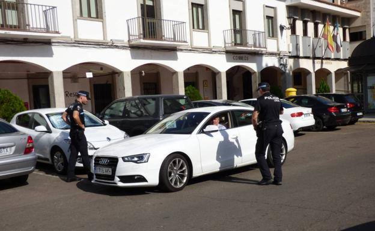 Control del uso cinturón de seguridad en la plaza de España. 