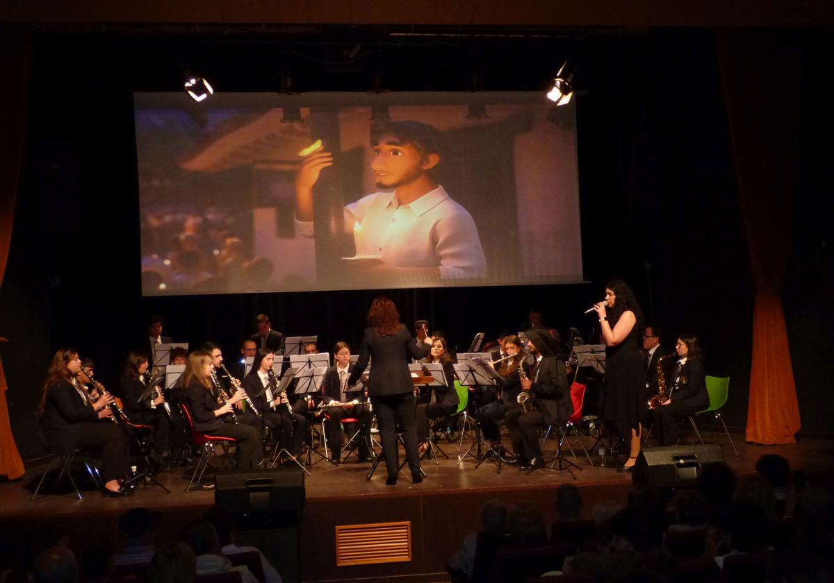 La Banda Municipal de Música de Castuera sonó de Cine