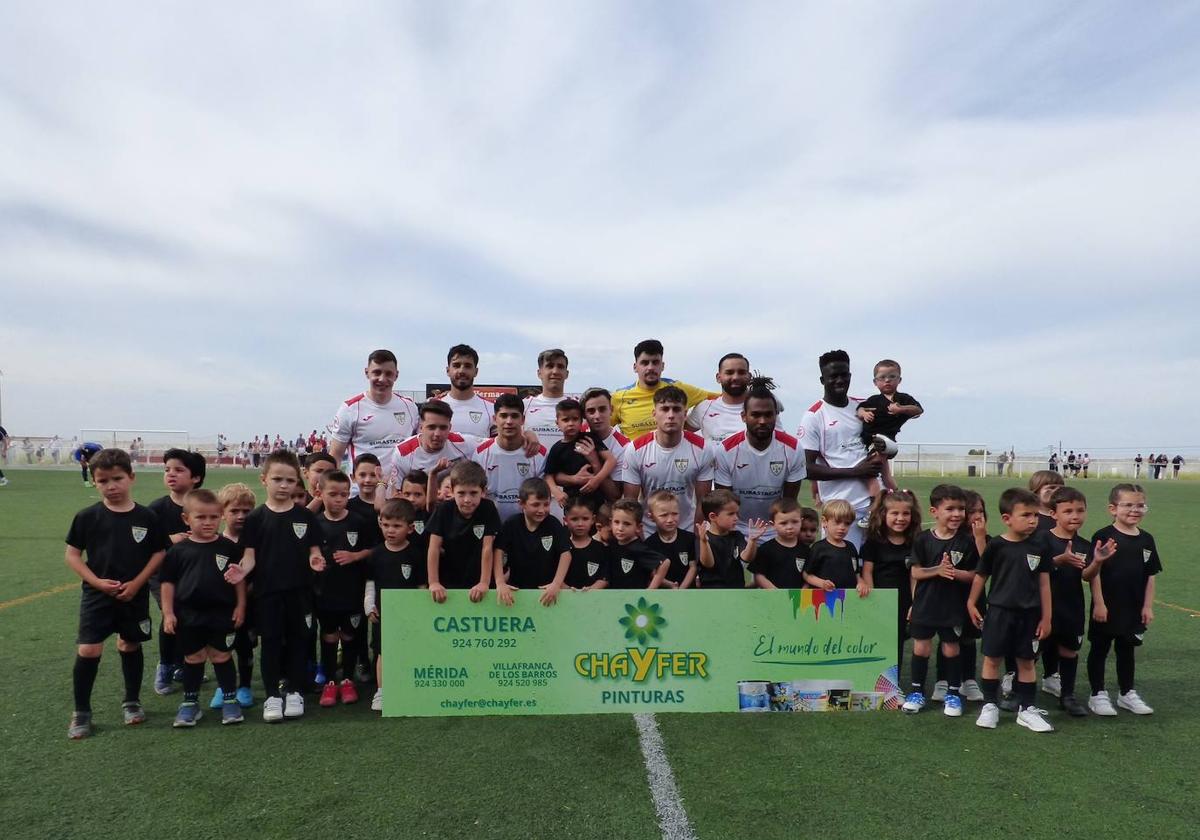 Dos victoria y dos derrotas, balance de los equipos del CD Castuera la última jornada