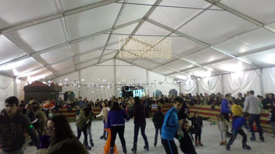 Alrededor de 4.000 usuarios han pasado por la pista de patinaje