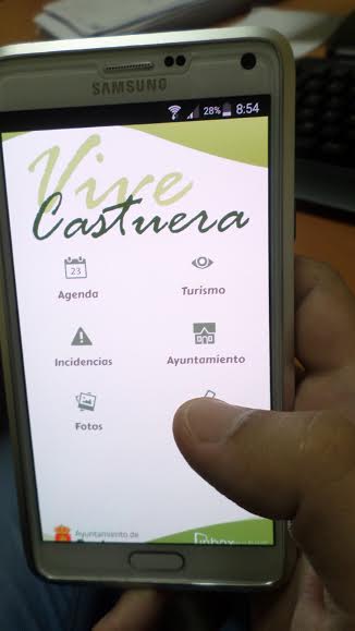 El Ayuntamiento pone en marcha la APP móvil gratuita 'Vive Castuera'