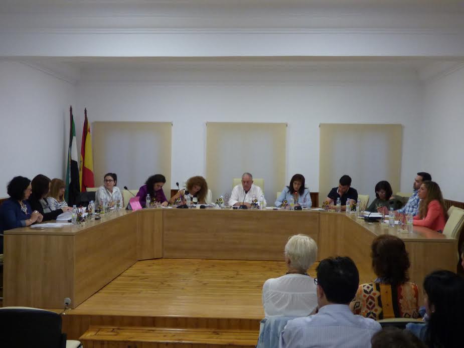 El pleno del Ayuntamiento celebrará una sesión extraordinaria y solemne para nombrar hija predilecta de Castuera, a título póstumo, a Aurora Navas Morillo