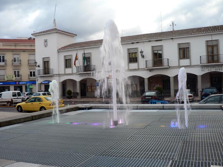 El Ayuntamiento contratará a 21 personas desempleadas para diferentes servicios municipales