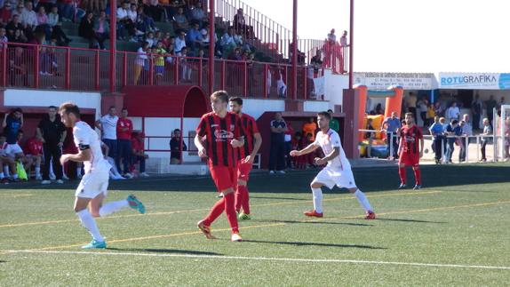 El CD Castuera-Subastacar quiere volver a la senda de la victoria en Llerena