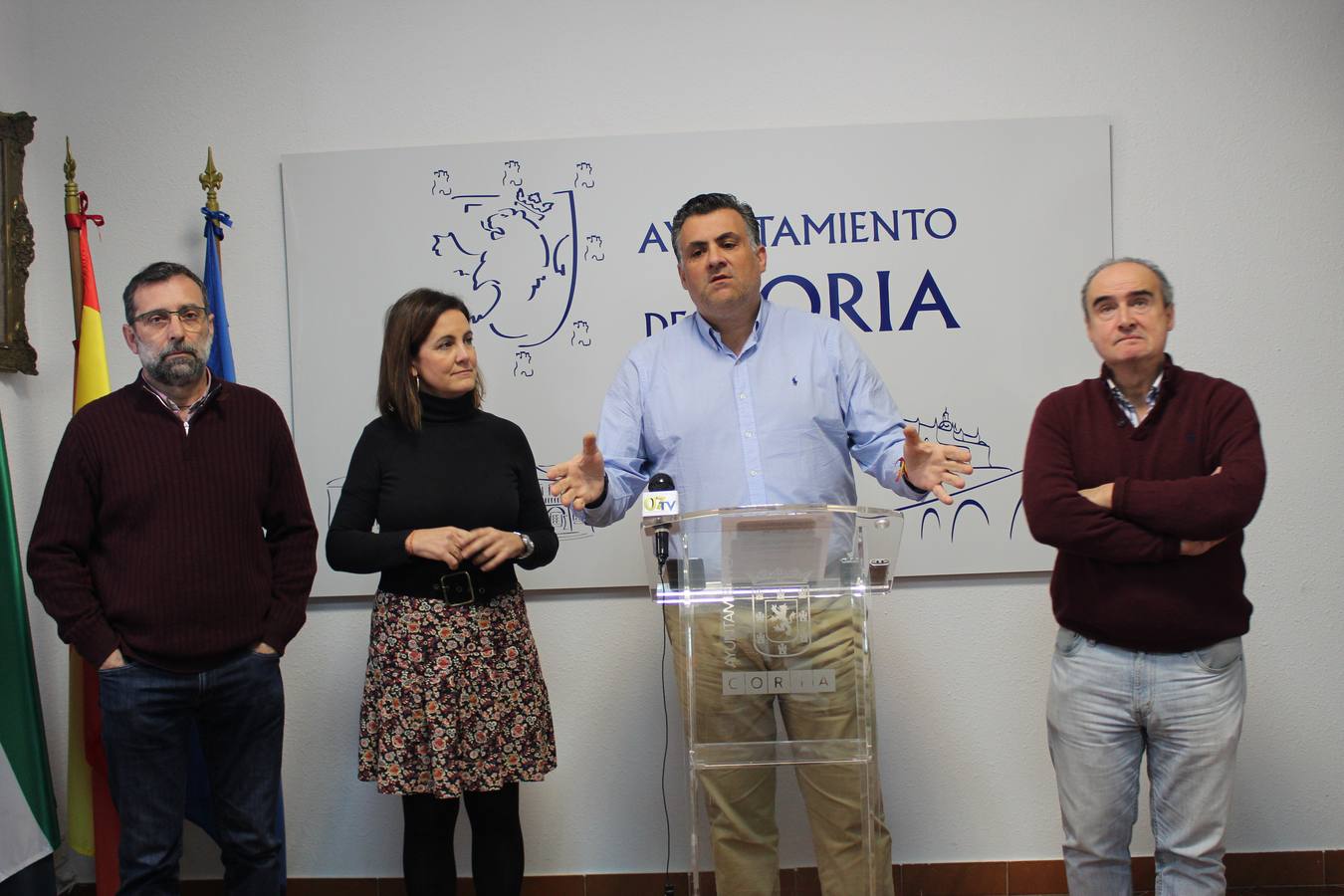 José Manuel García Ballestero contestando sobre el SMI de los trabajadores eventuales