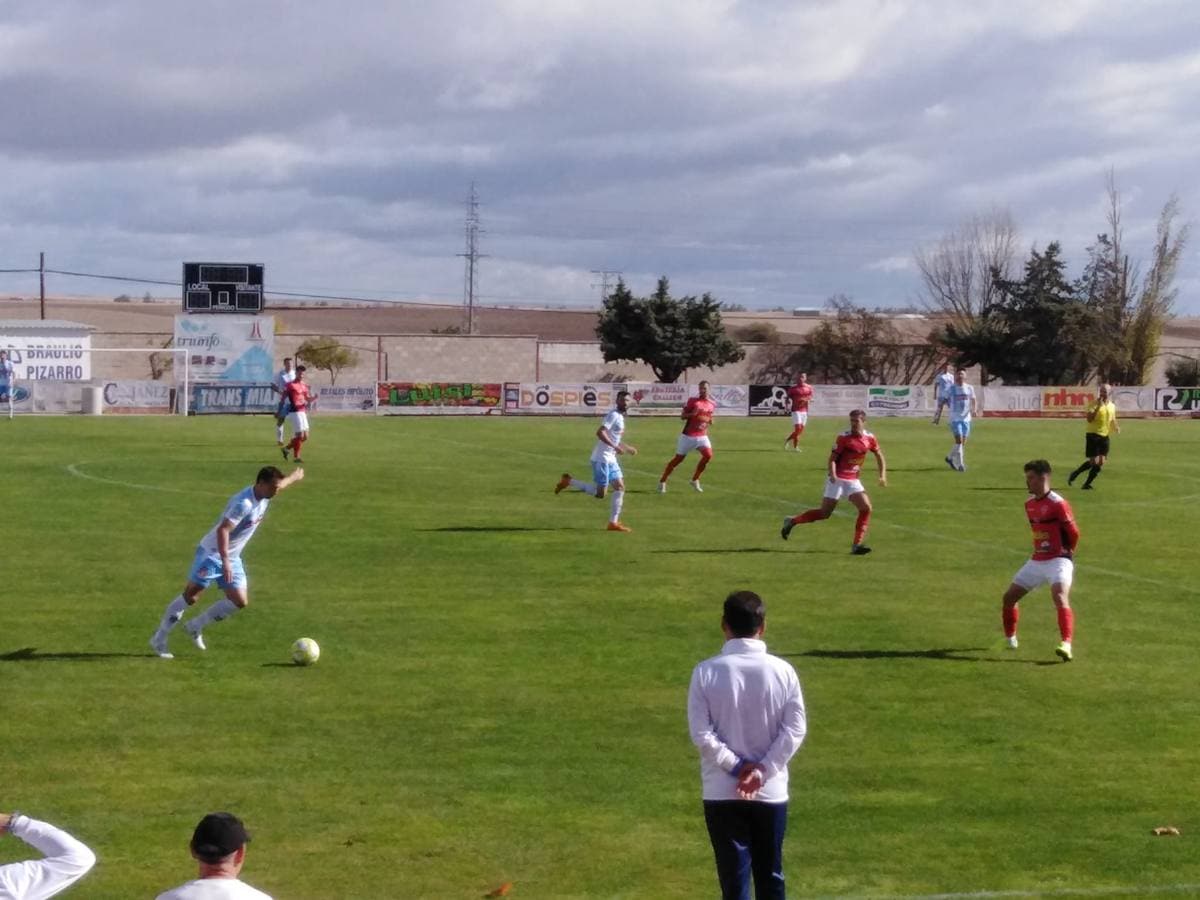 Javito, autor del cuarto gol del Coria