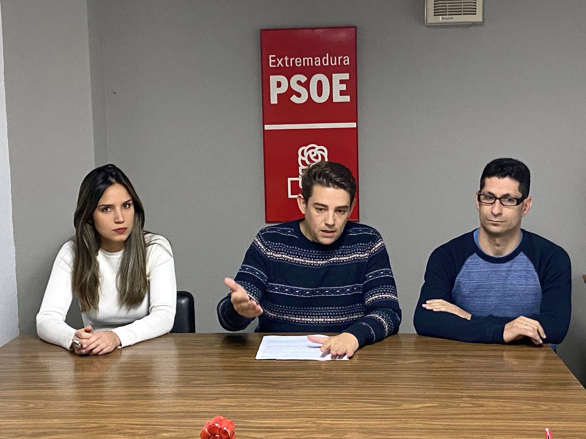 Héctor Lisero anunciando la subvención