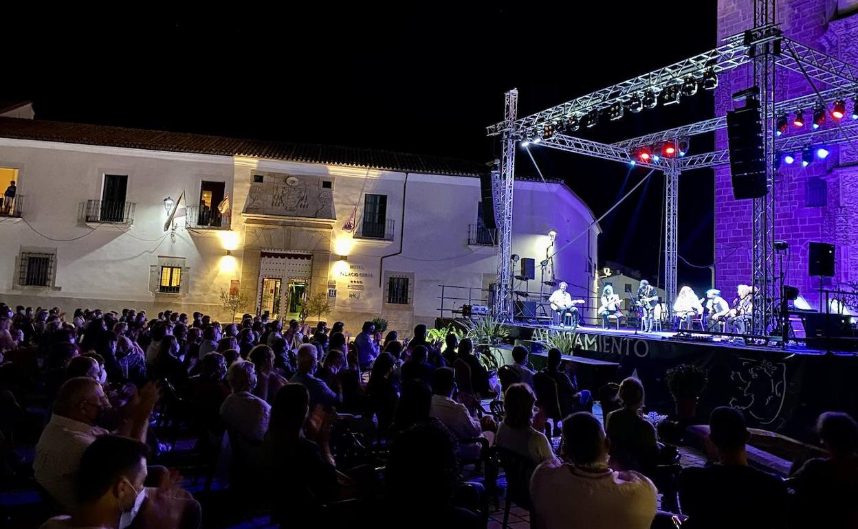 Concierto de la XXIV edición del Festival Internacional de Guitarra «Ciudad de Coria»