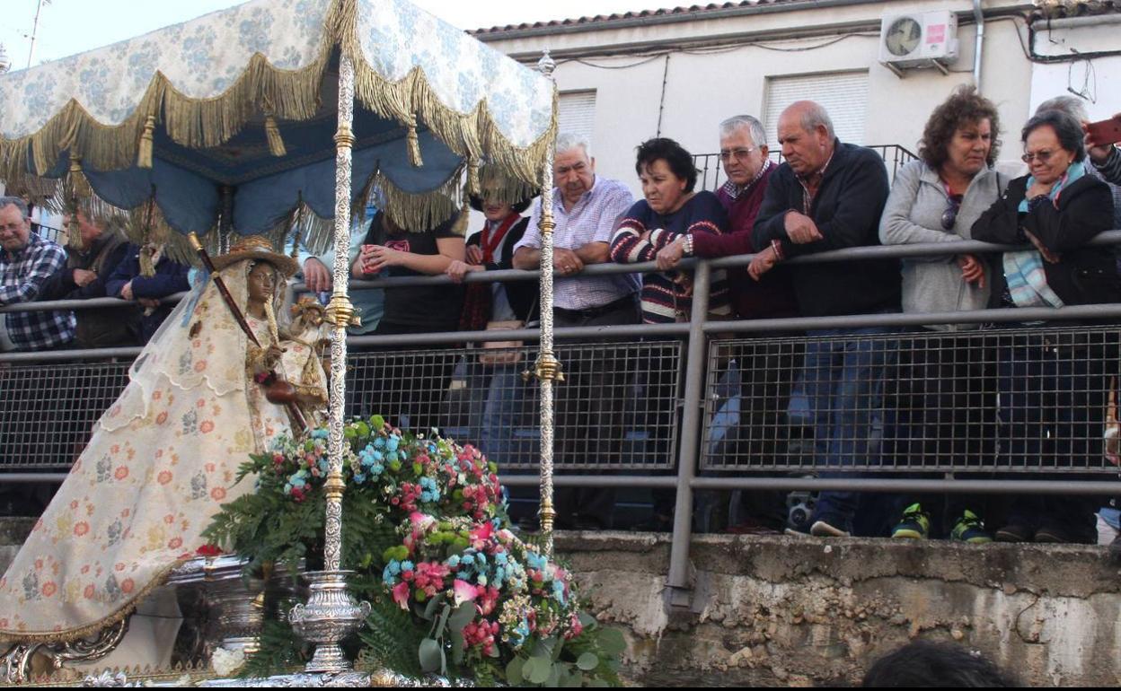 Bajada de la Virgen de Argeme a Coria 