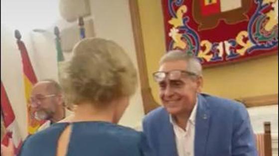 José María Martín presenta en Cáceres su libro «La Lechera de Burdeos»
