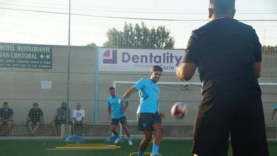 Los celestes comienza la semana previa a los primeros partidos