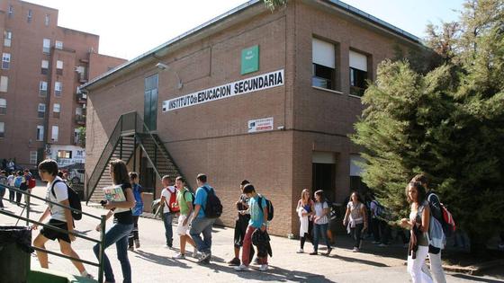 Reclaman actividades para que los jóvenes no abandonen la ciudad