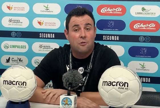 El C.D. Coria busca esta temporada el ascenso directo a la Segunda Federación