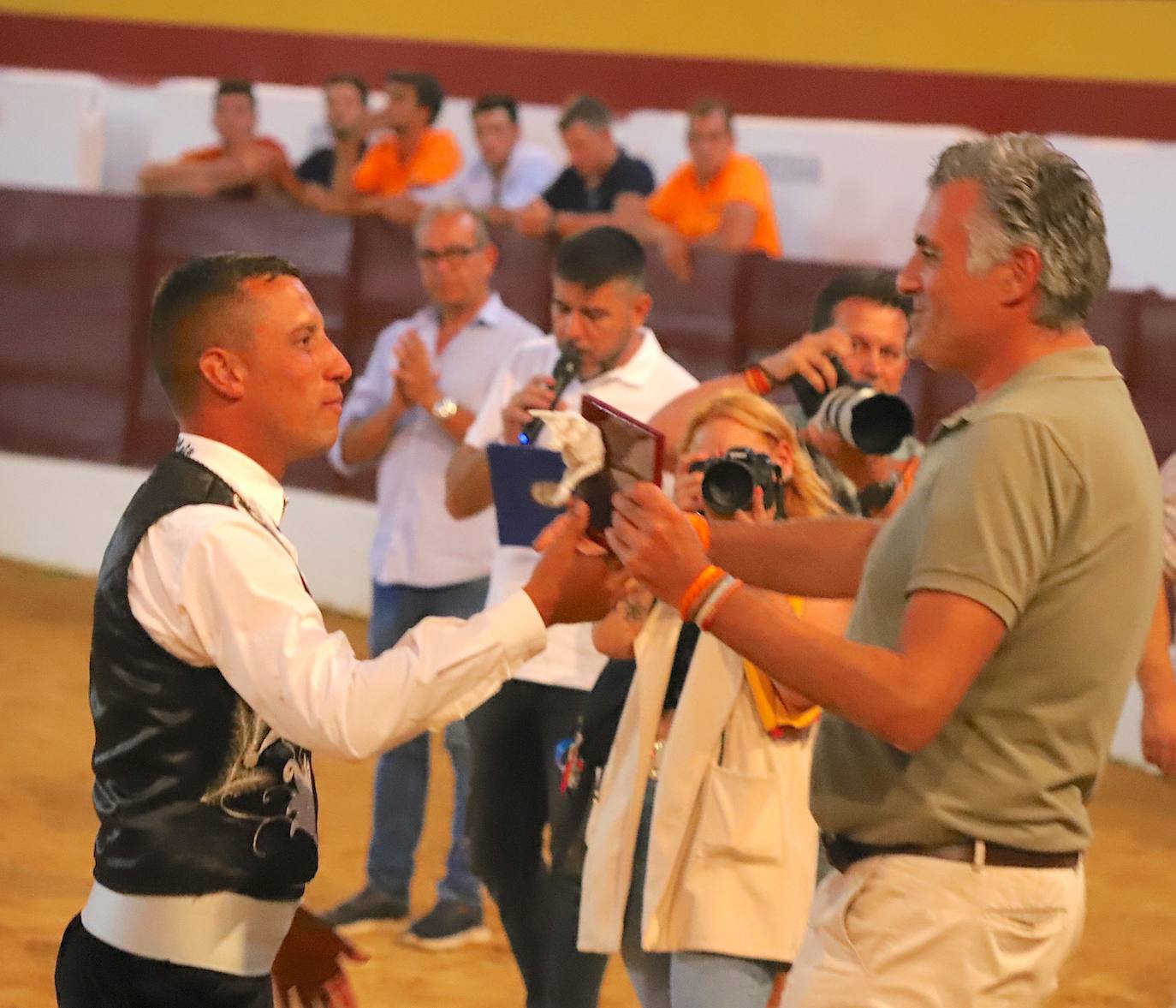 El cauriense Dani Plata entre los mejores recortadores que se citaron en Zafra