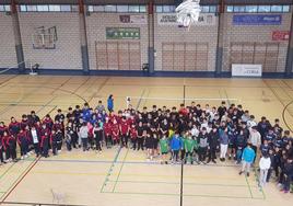 PArticipantes en los JUDEX de Bádminton.