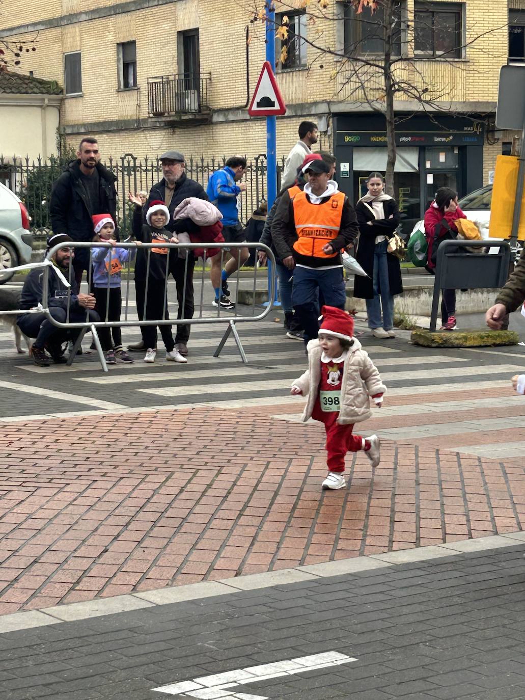 Participación masiva en la San Silvestre de Coria 2023