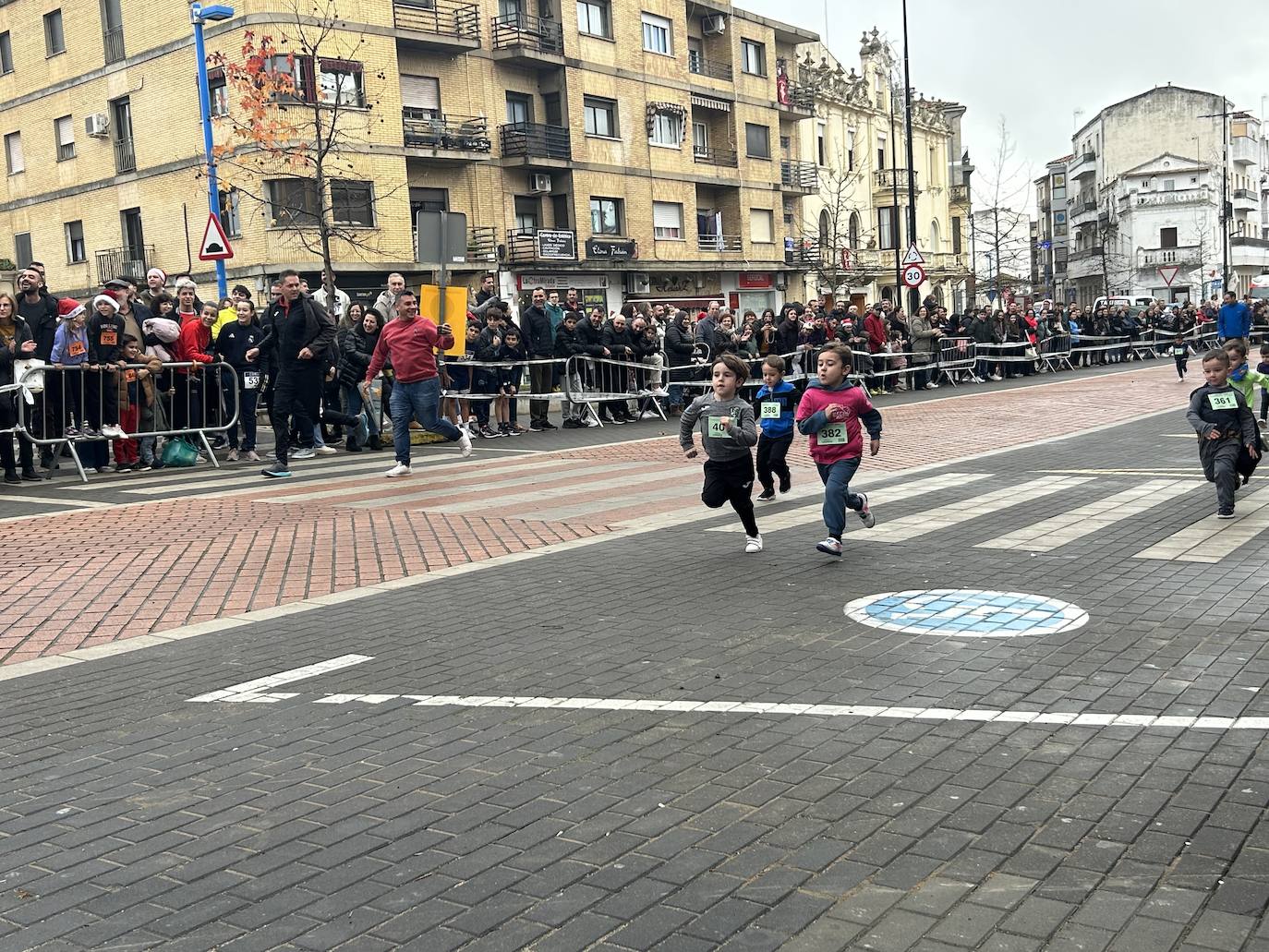 Participación masiva en la San Silvestre de Coria 2023