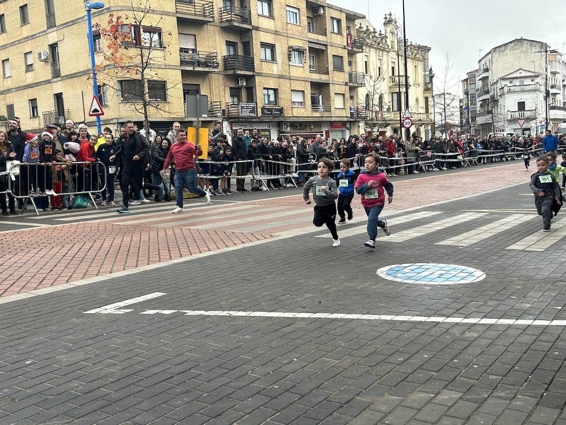 Participación masiva en la San Silvestre de Coria 2023