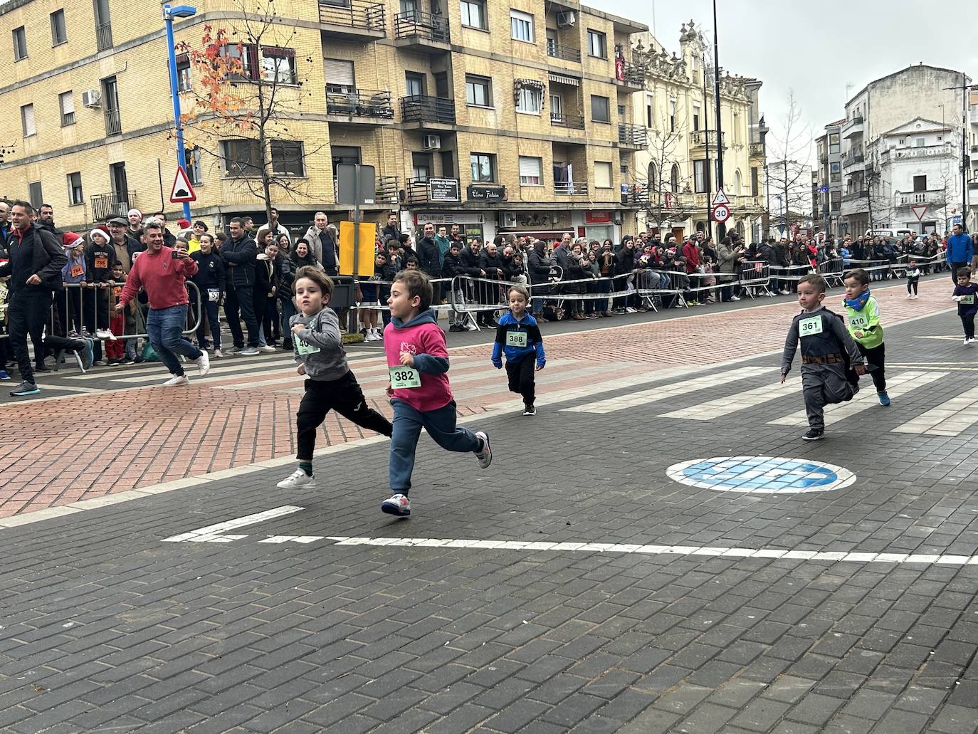 Participación masiva en la San Silvestre de Coria 2023