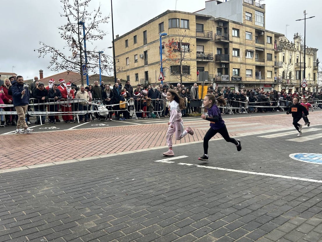 Participación masiva en la San Silvestre de Coria 2023
