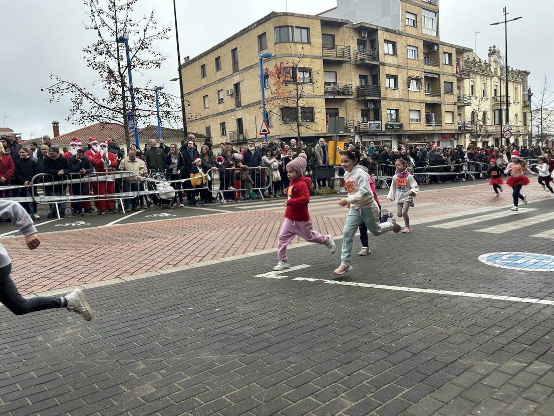 Participación masiva en la San Silvestre de Coria 2023